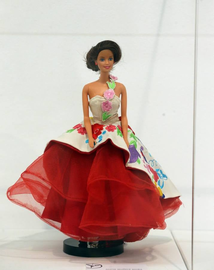 Las mejores fotos de la exposición &#039;Barbie y la historia de la moda&#039; (I)