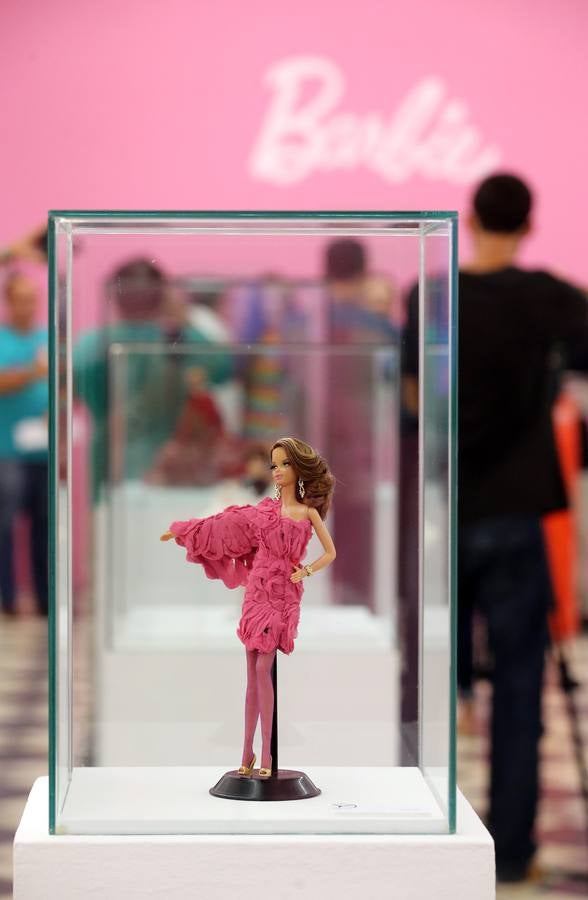 Las mejores fotos de la exposición &#039;Barbie y la historia de la moda&#039; (I)