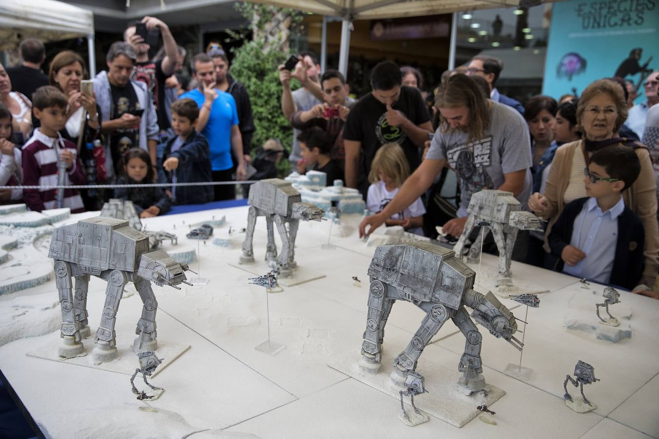 Desfile benéfico de las tropas imperiales de Star Wars en Málaga