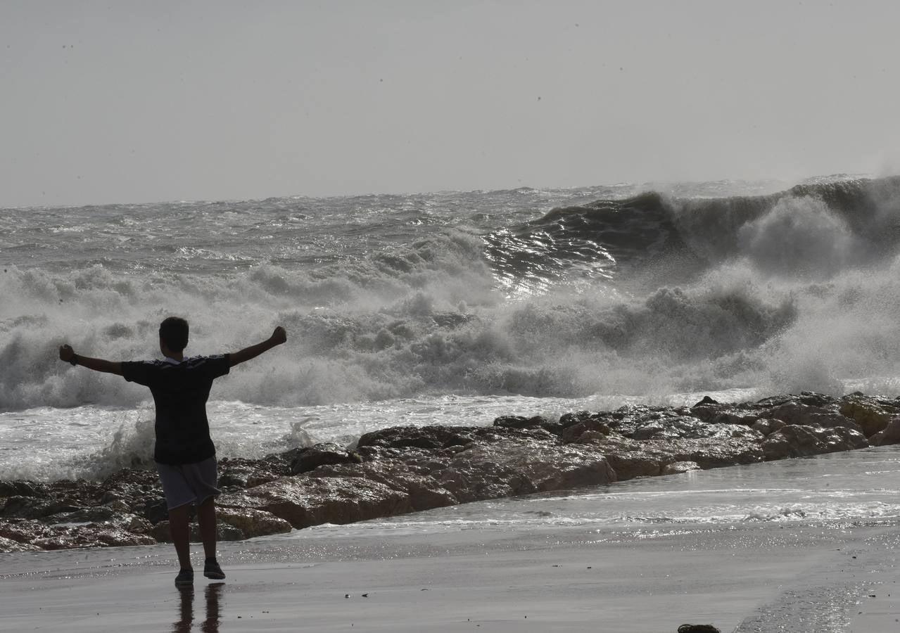 Fotos del temporal de este domingo en Málaga capital