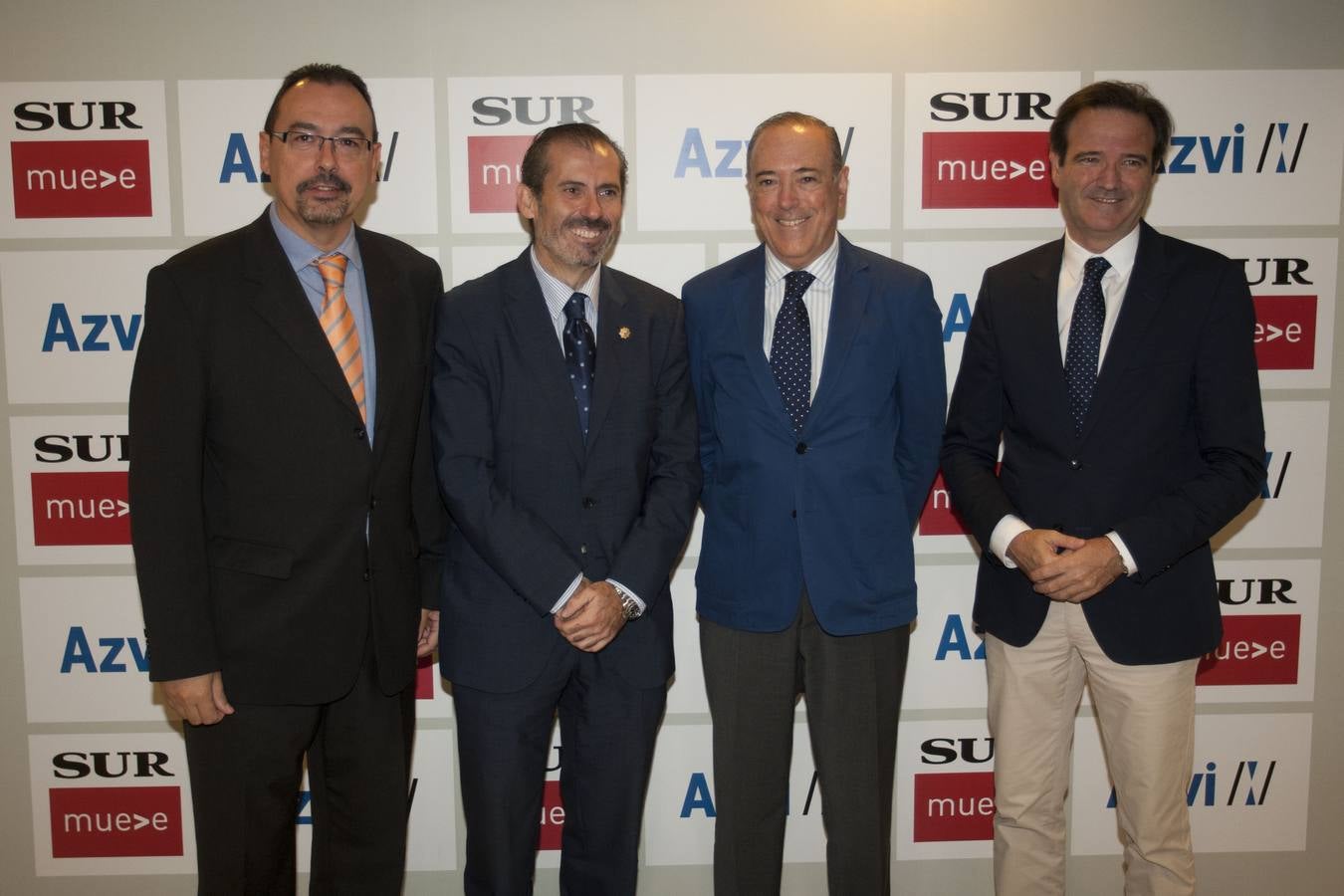 Mesas de invitados al foro de SUR &#039;Los retos de futuro&#039;