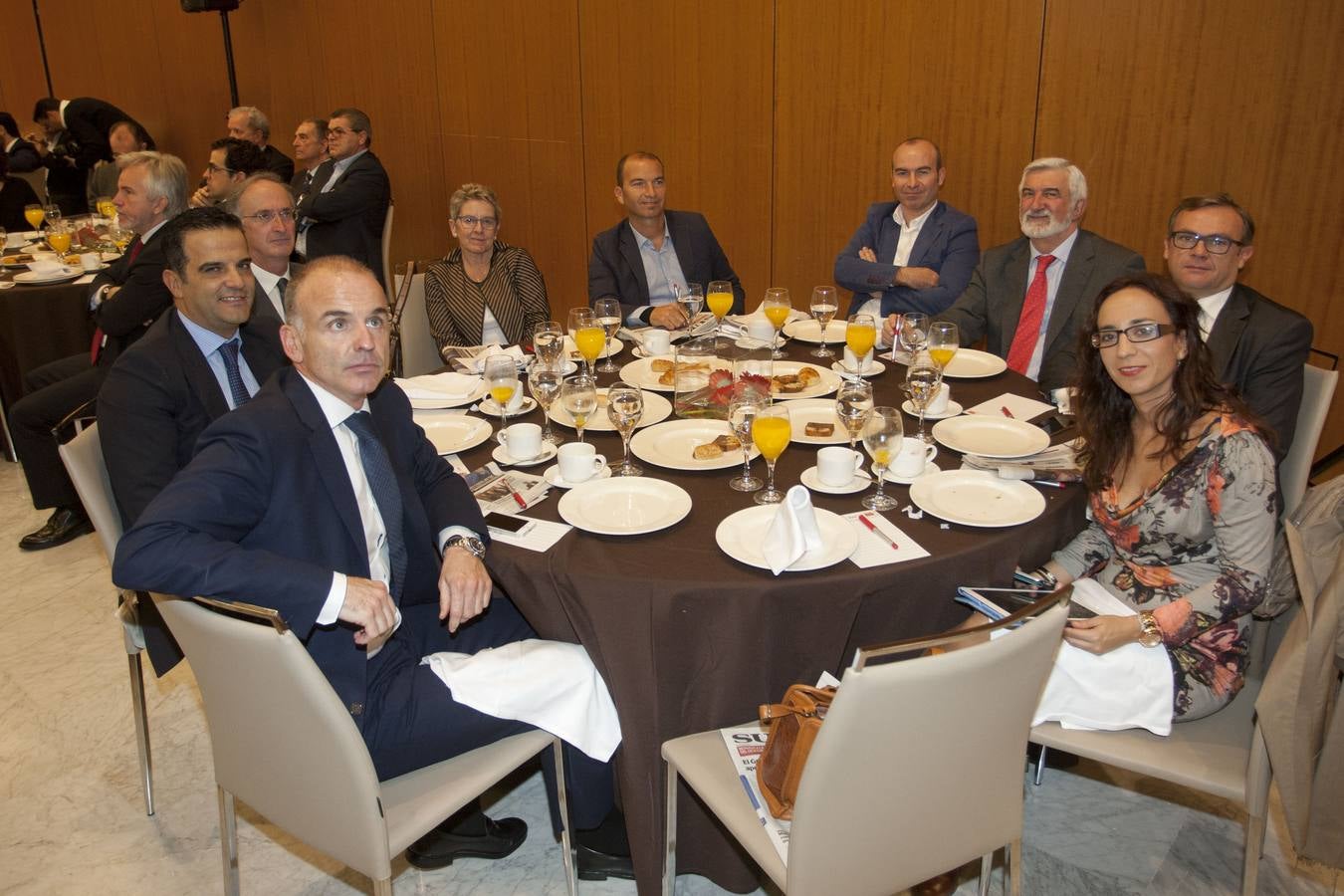 Mesas de invitados al foro de SUR &#039;Los retos de futuro&#039;