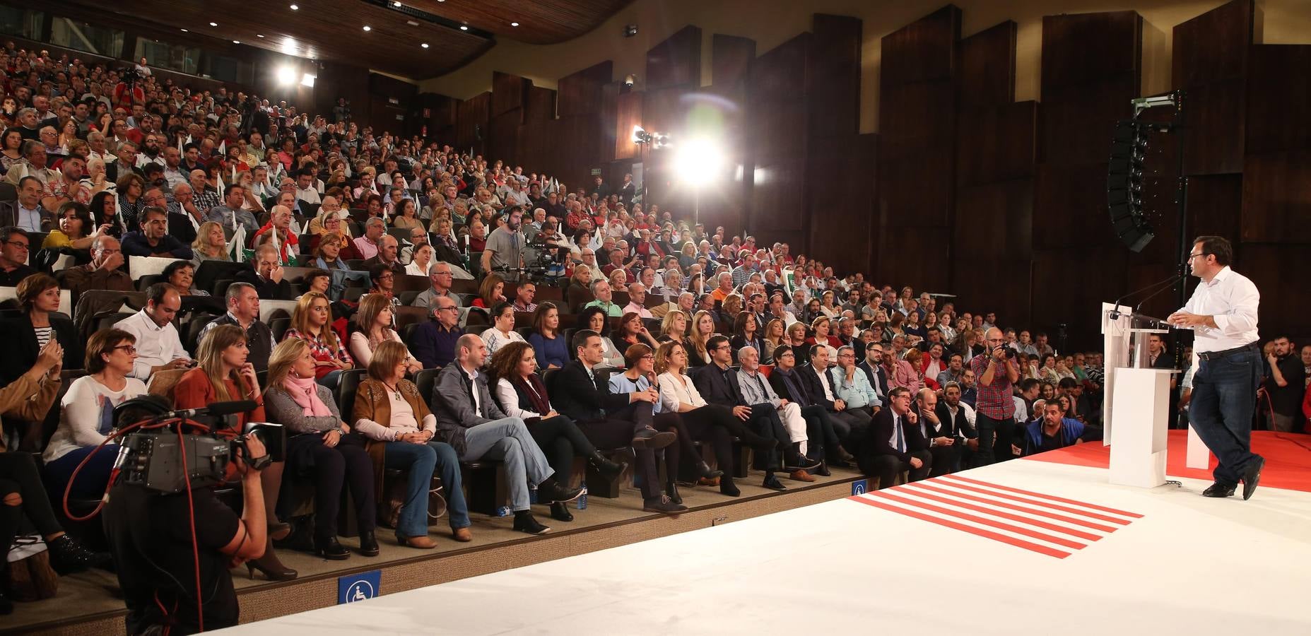 El mitin de Pedro Sánchez en Málaga, en fotos