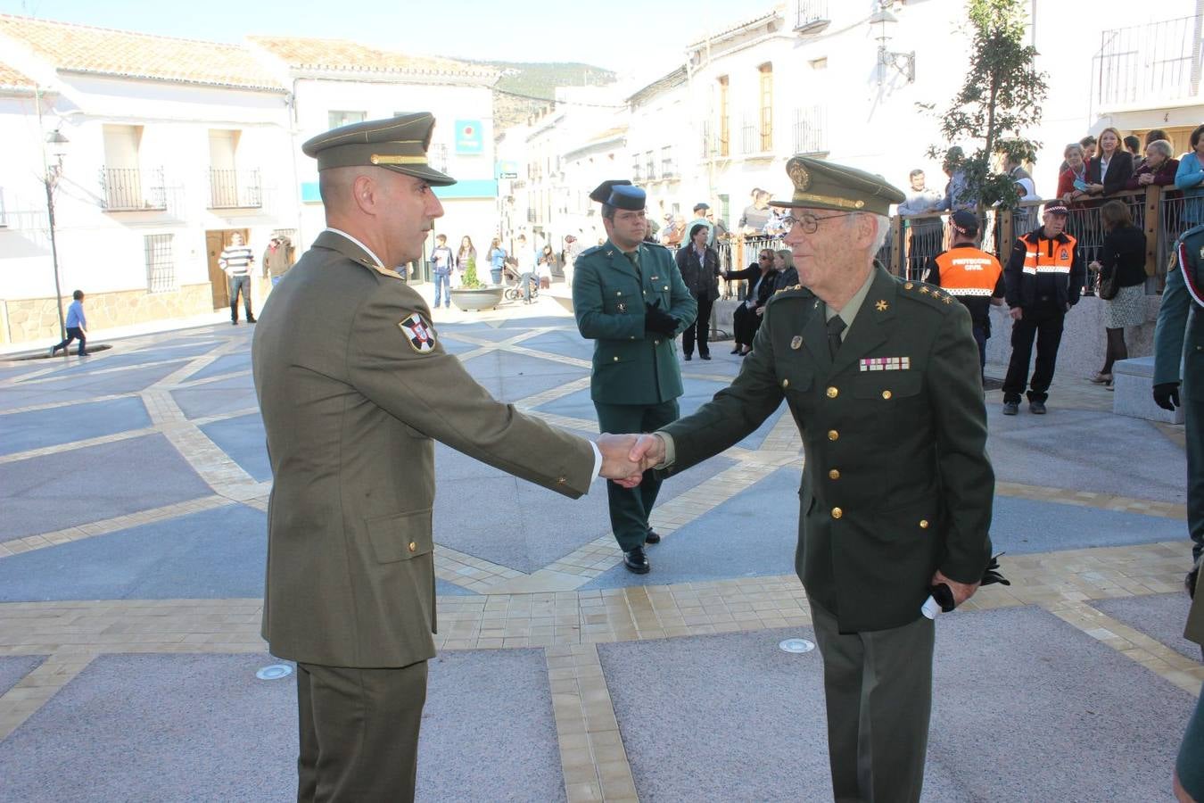 Homenaje al comandante Benítez en El Burgo