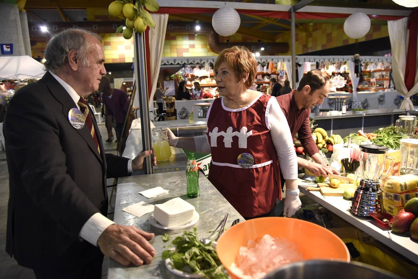 Fotos de la inauguración del Rastrillo de Nuevo Futuro