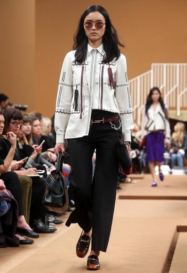 La moda del próximo otoño e invierno se exhibe en Milán