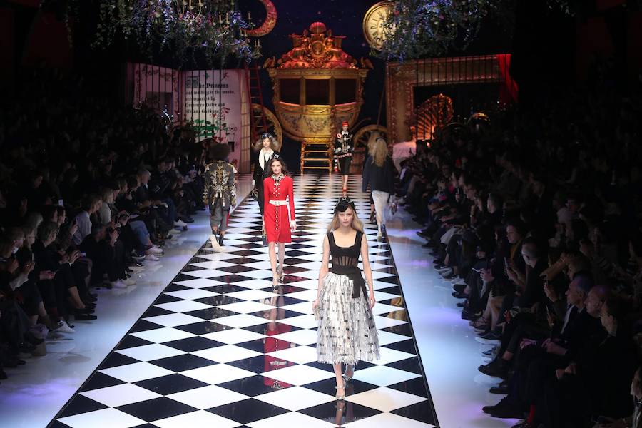 Dolce &amp;amp; Gabbana muestra sus últimas creaciones en Milán