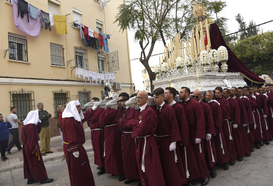 Fotos de los traslados y procesiones del Viernes de Dolores 2016 (I)