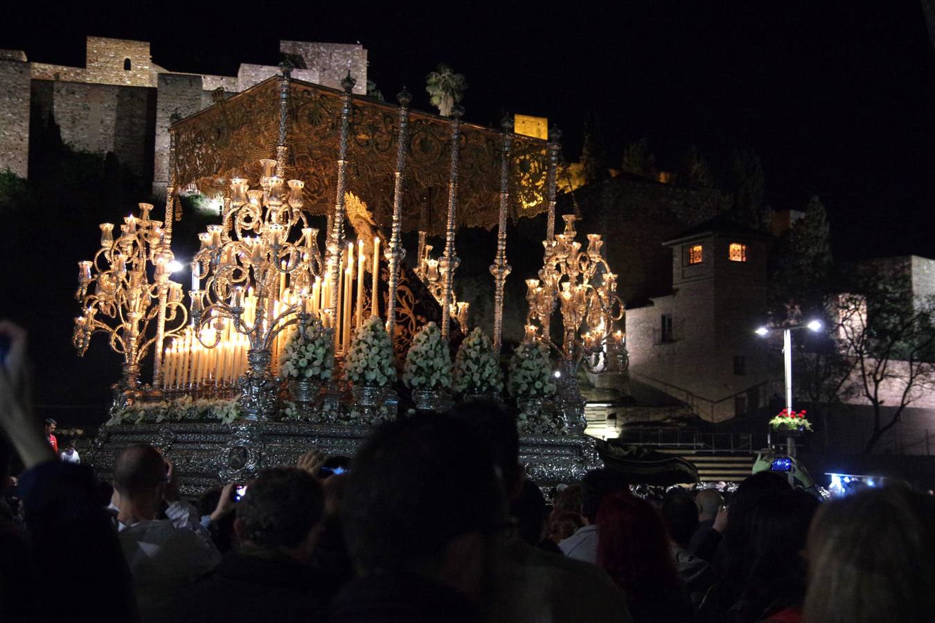 El Sepulcro, en la calle