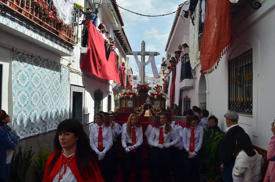 Así ha sido la procesión del Resucitado en Nerja