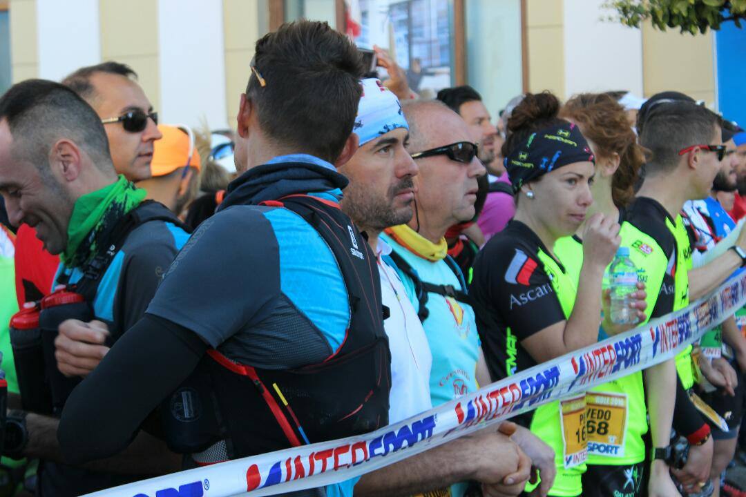 Ronda celebra el XII HOLE, una carrera que homenajea la labor del Tercio en la organización de los 101 kilómetros en mayo