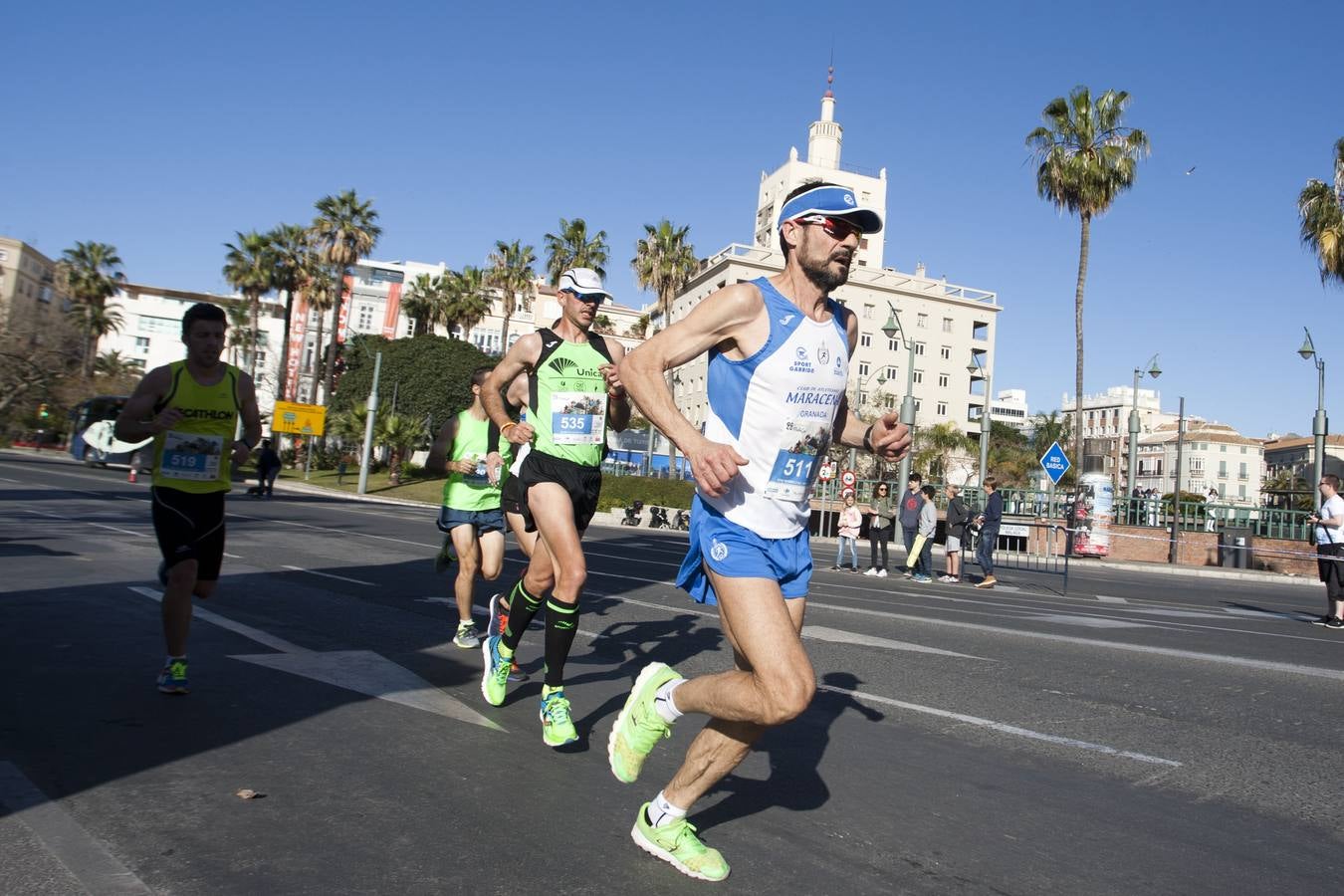 Más de 7.000 corredores participan en la Media Maratón de Málaga