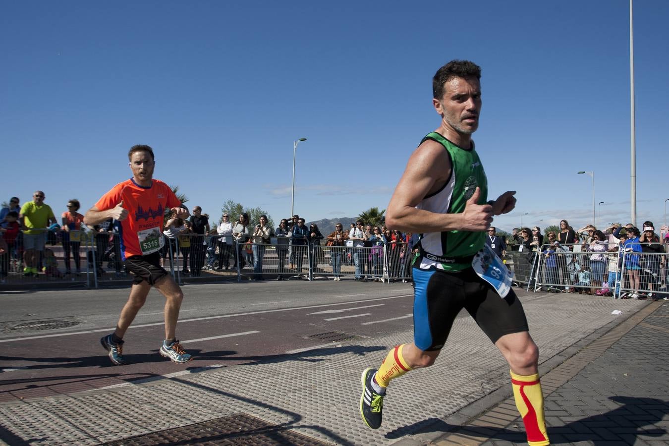 Más de 7.000 corredores participan en la Media Maratón de Málaga