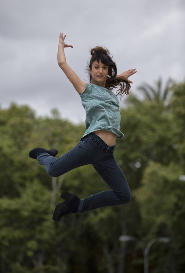 Nombre: Olga Magaña. Compañía: Ararí Danza. Trayectoria: Ganó el Primer Premio MálagaCrea 2015 con su espectáculo fin de carrera ‘Toma que time’.