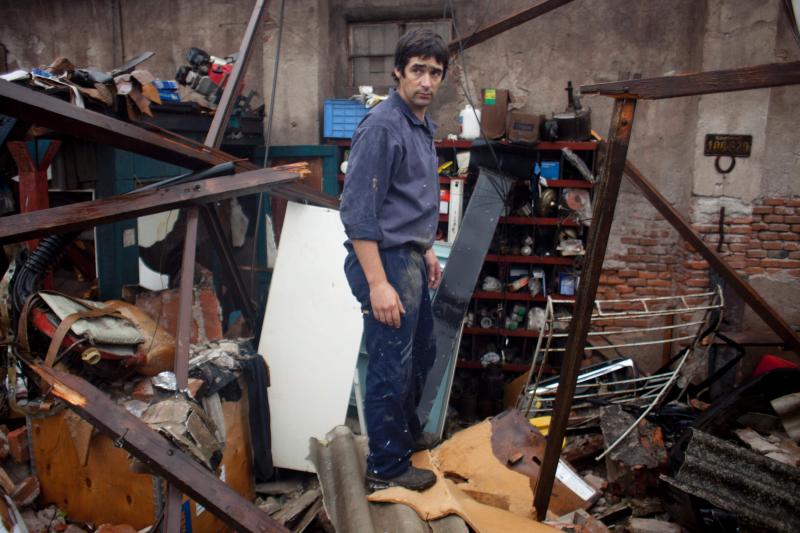 Un tornado siembra el caos en Uruguay