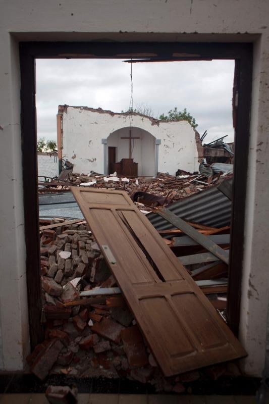 Un tornado siembra el caos en Uruguay