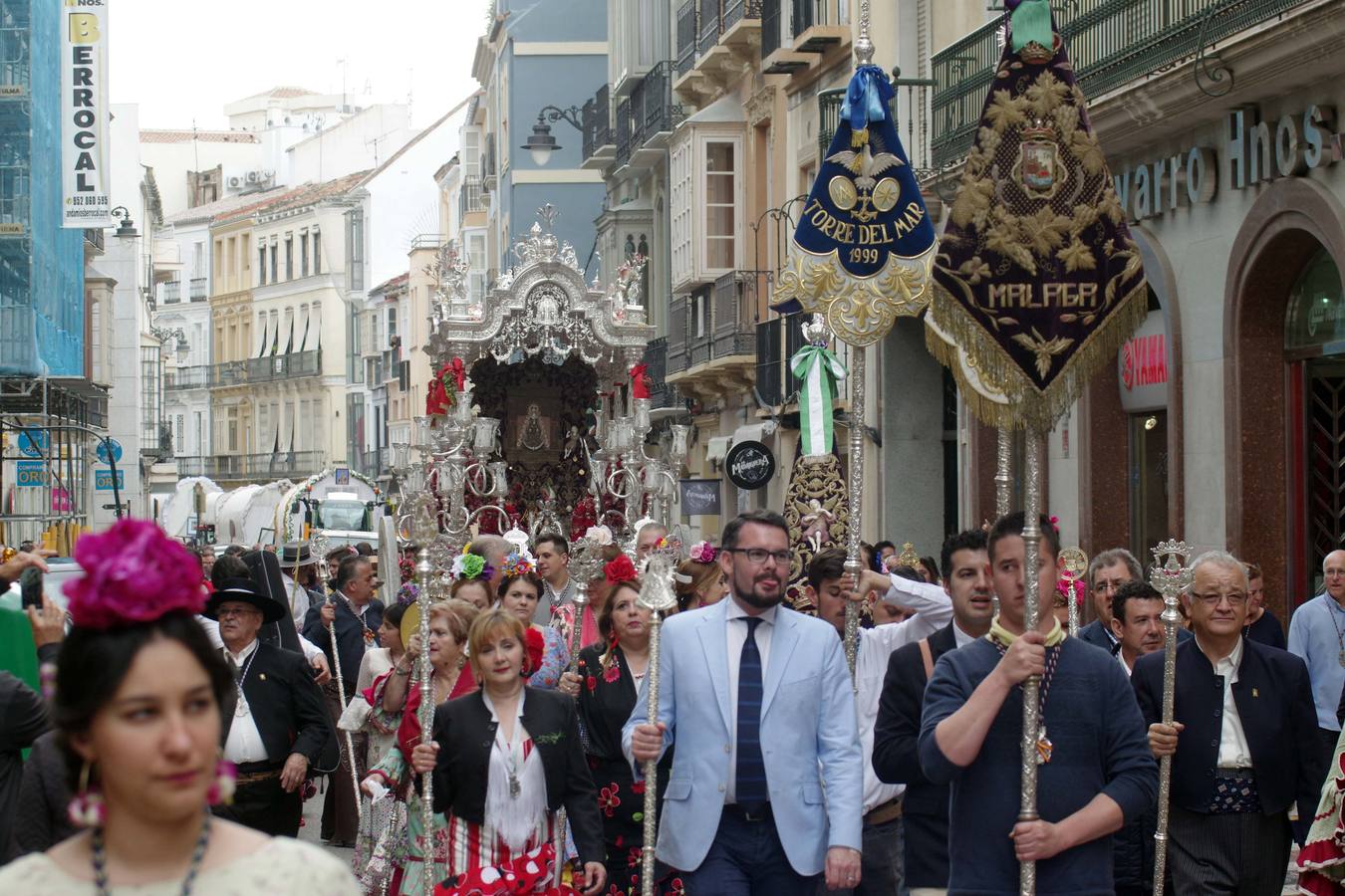 La Hermandad de Málaga parte hacia el Rocío