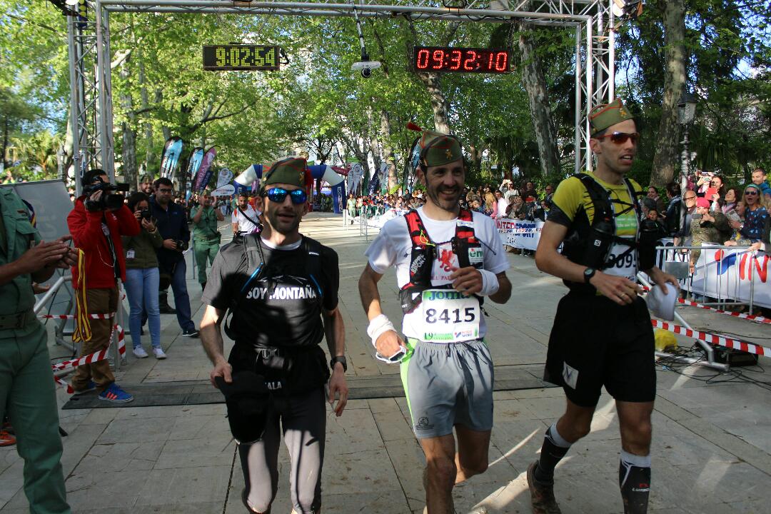 Corredores en los 101 kilómetros de Ronda