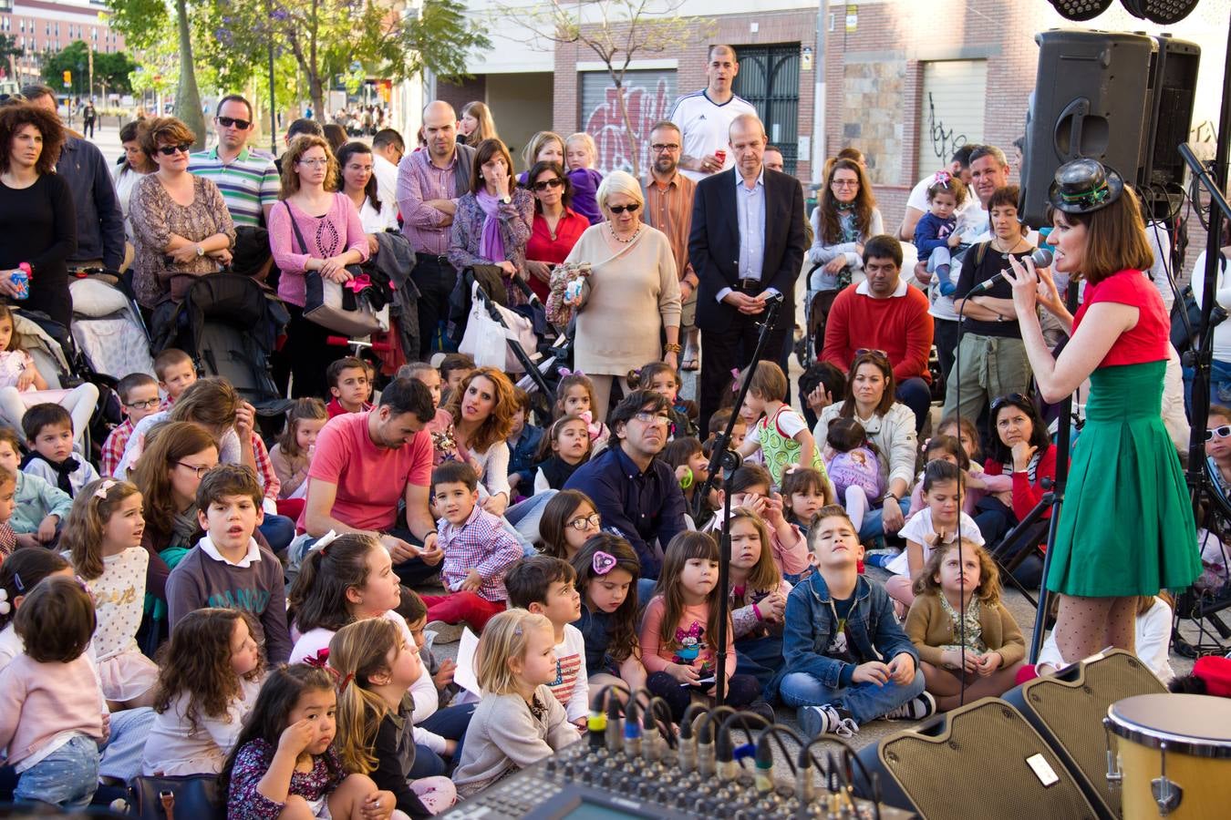 Música, arte y tricicoches en la Noche en Blanco