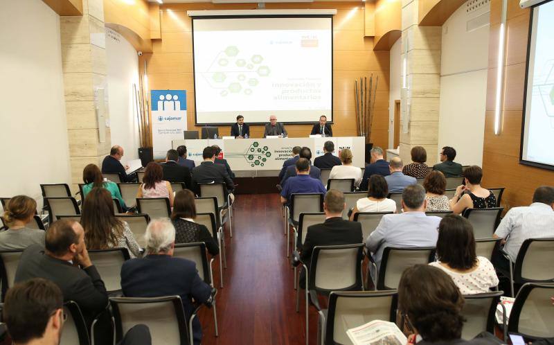 Fotos de la jornada técnica &#039;Innovación y Productos Alimentarios&#039;