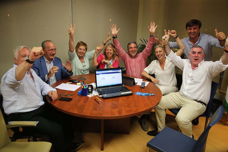 Fotos de la noche electoral del 26-J en Málaga