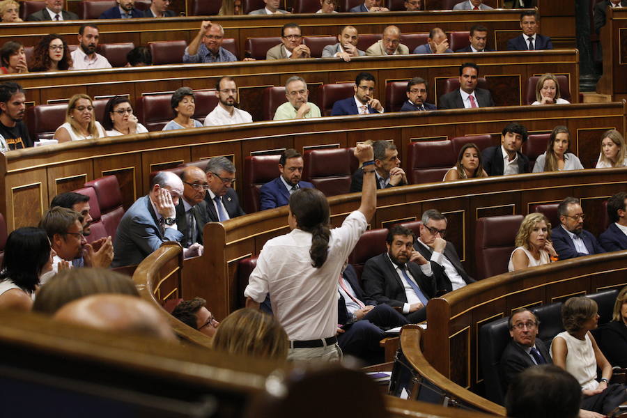 Un arranque de legislatura discreto y sin espectáculo
