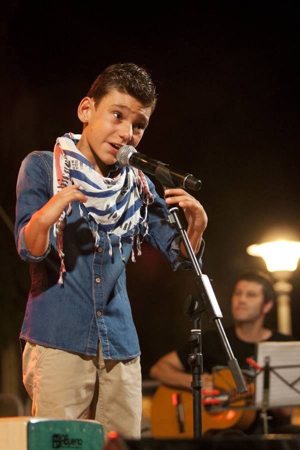 El pequeño Adrián Martín, en concierto en Torre del Mar