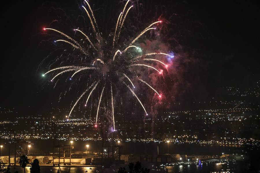 Los fuegos artificiales, en imágenes (II)
