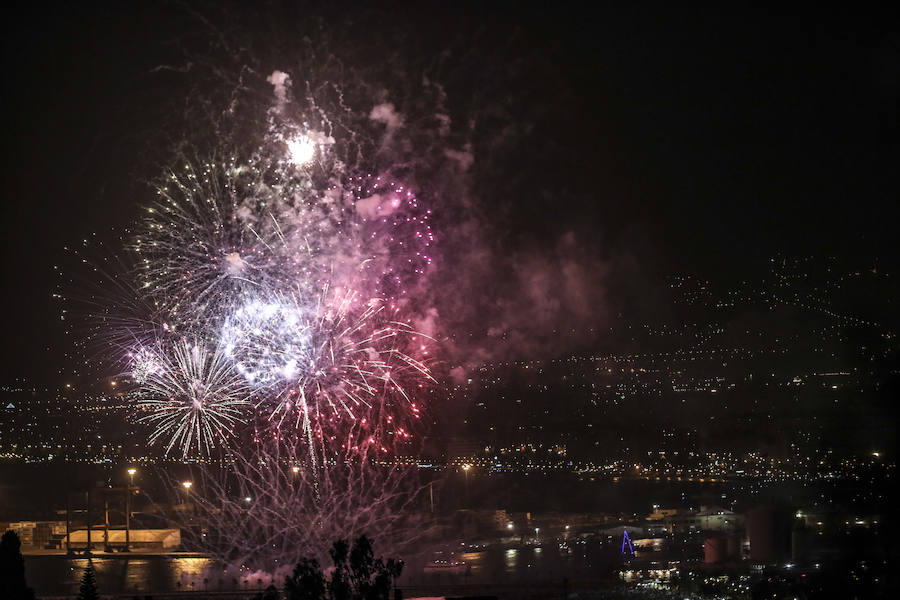Los fuegos artificiales, en imágenes (II)