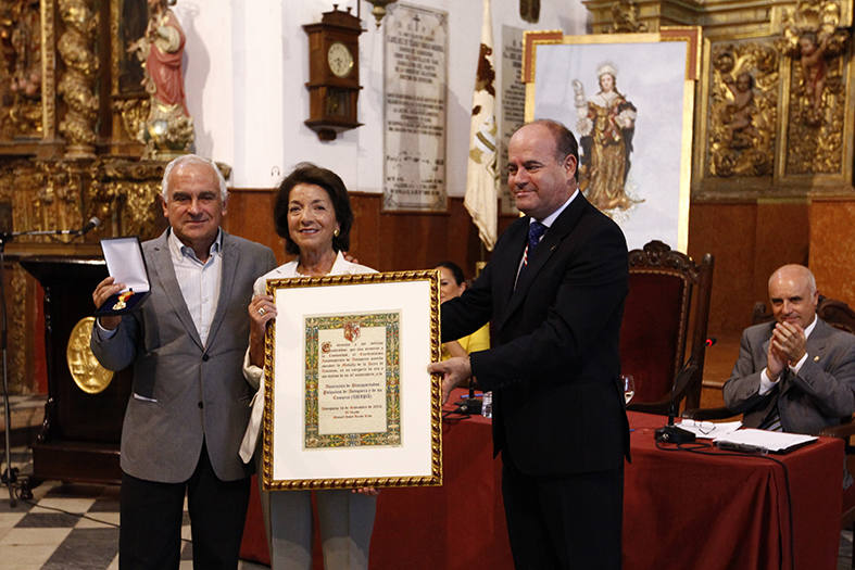 Fotos de las distinciones en el Día de Antequera y Santa Eufemia