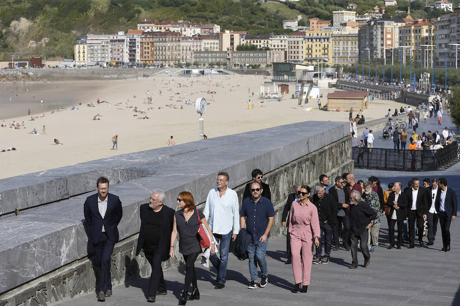 Sigourney Weaver y Oliver Stone llegan al Festival de San Sebastián