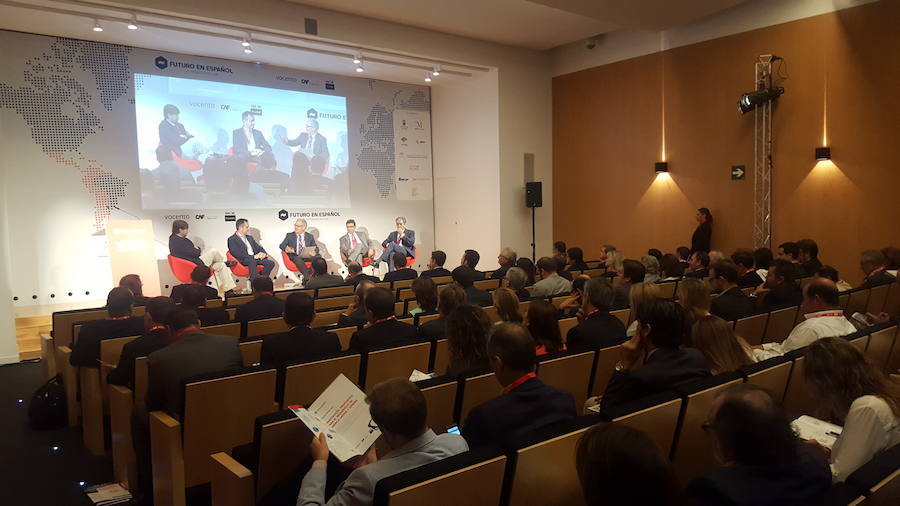 Fotos de la jornada del foro Futuro en Español en la capital malagueña