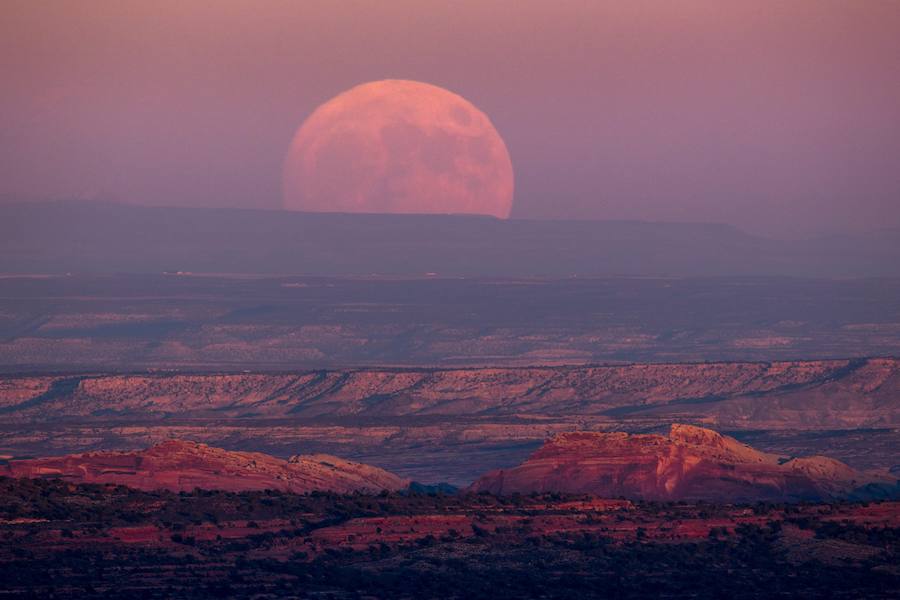 Así se ha visto la Superluna en distintos puntos del mundo
