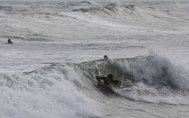 En fotos, la alerta amarilla en las playas