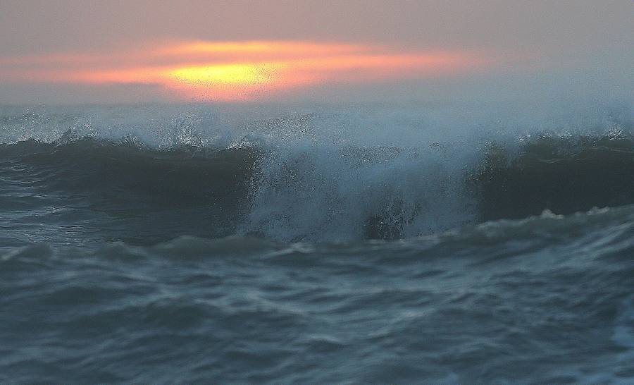 En fotos, la alerta amarilla en las playas