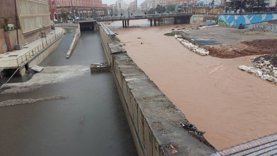 La tromba de agua en Málaga, en imágenes