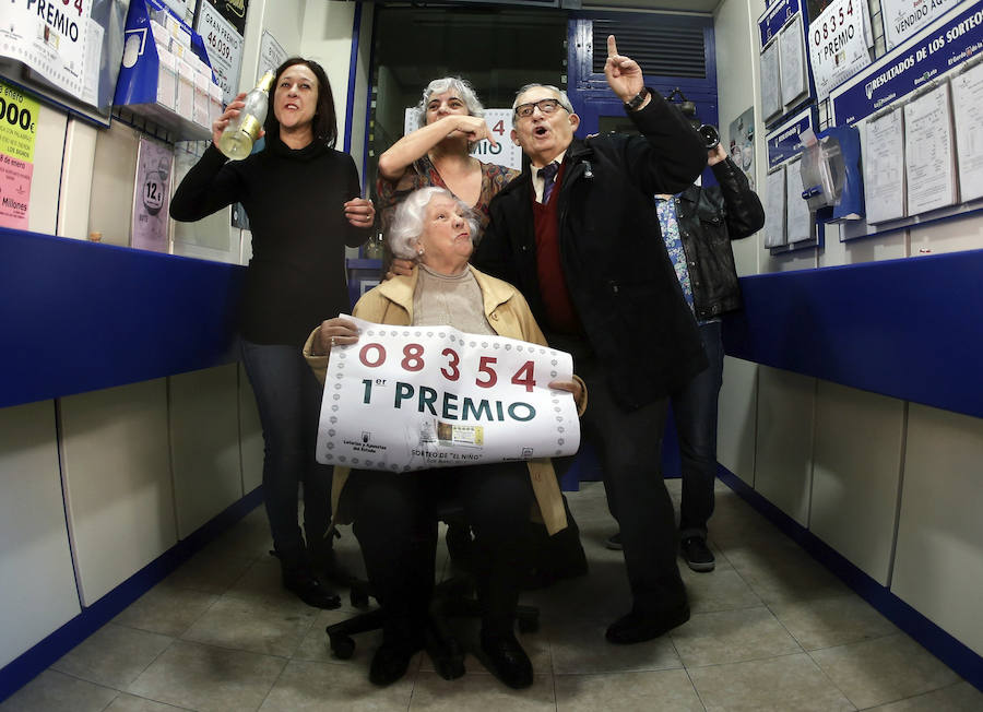 08354, el primer premio de &#039;El Niño&#039; cae íntegro en Valencia