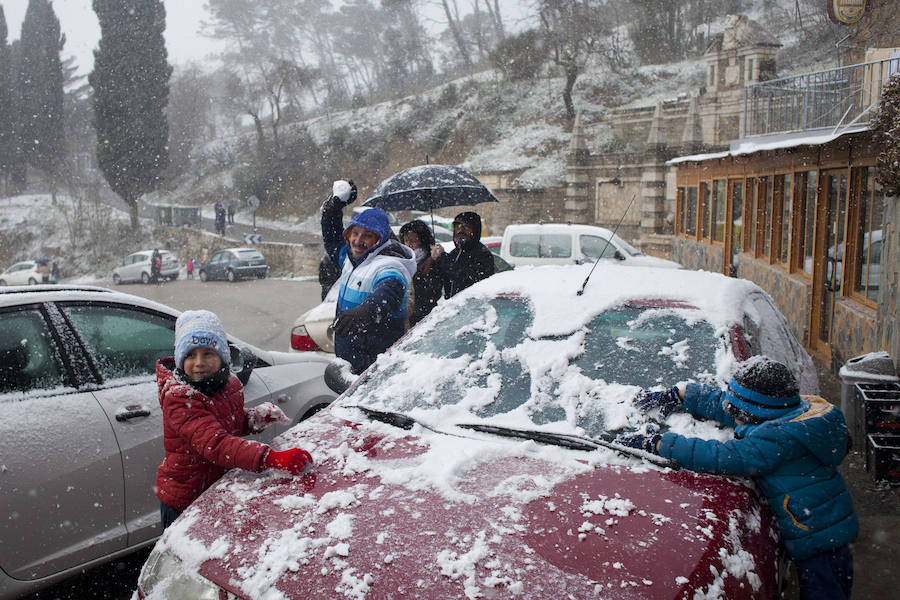 La nieve llega a los Montes de Málaga