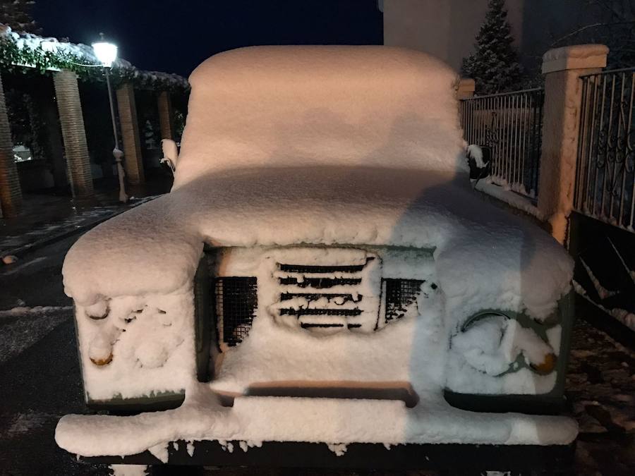 Un manto blanco cubre Yunquera