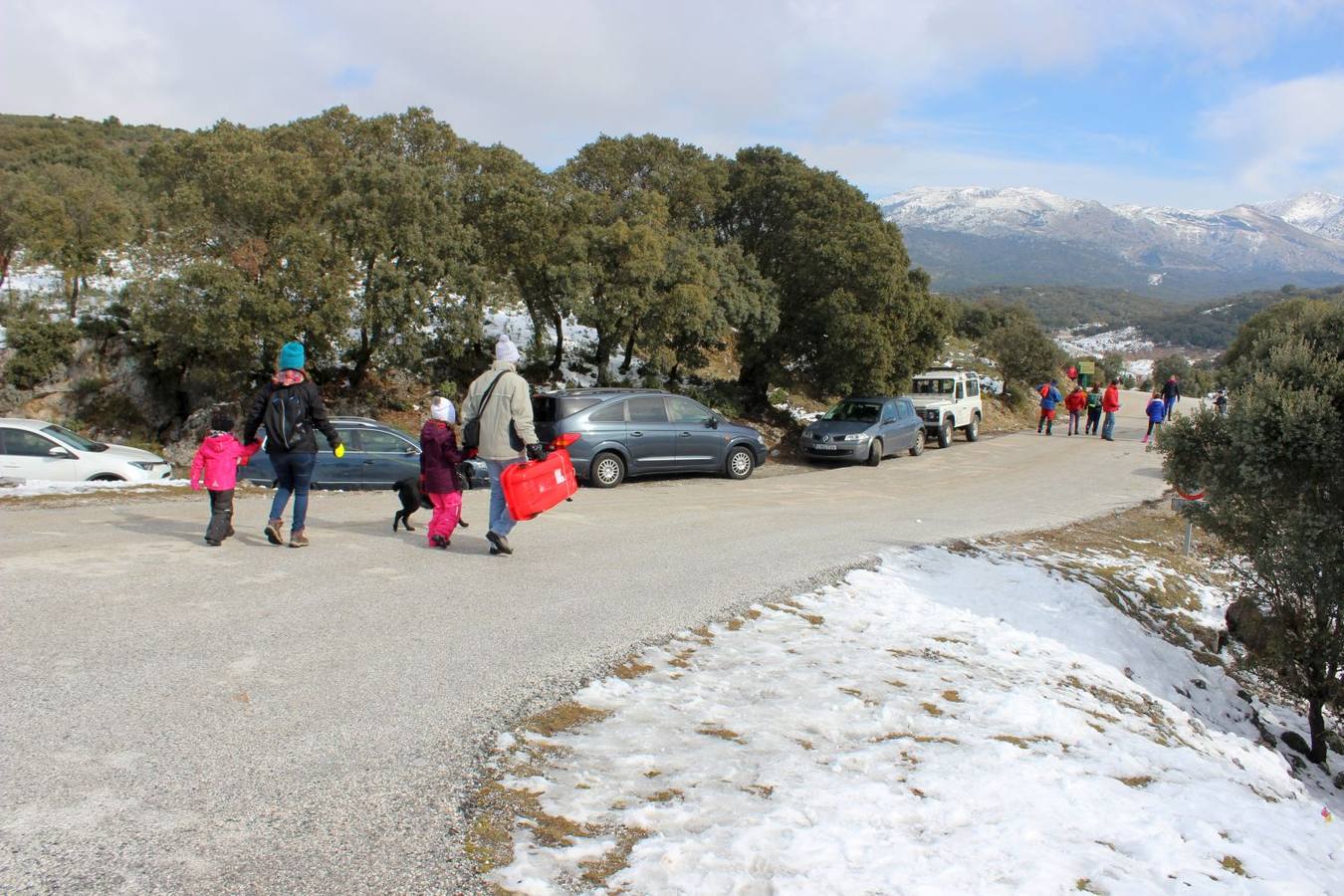 Malagueños en la Sierra de las Nieves.