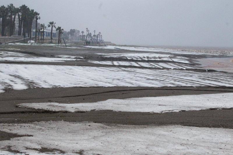 Los efectos de la tromba de lluvia y granizo, en fotos de Fernando González