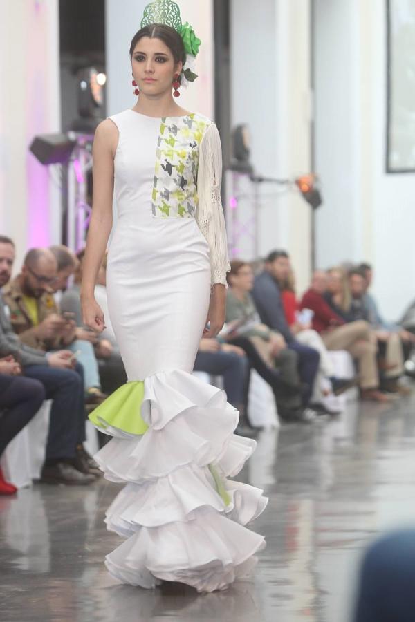Las mejores fotos del certamen de jóvenes diseñadores de moda flamenca de FIMAF (I)