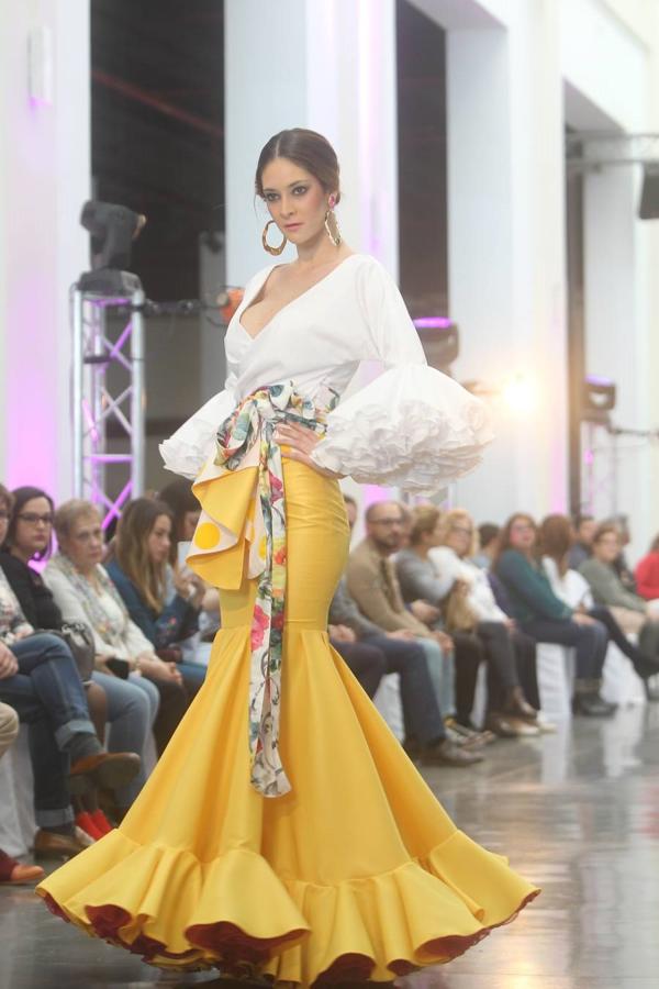 Las mejores fotos del certamen de jóvenes diseñadores de moda flamenca de FIMAF (I)