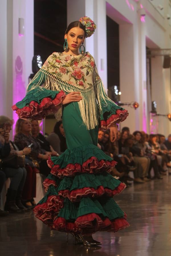 Las mejores fotos del certamen de jóvenes diseñadores de moda flamenca de FIMAF (III)