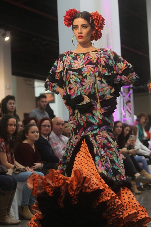 Las mejores fotos del certamen de jóvenes diseñadores de moda flamenca de FIMAF (IV)