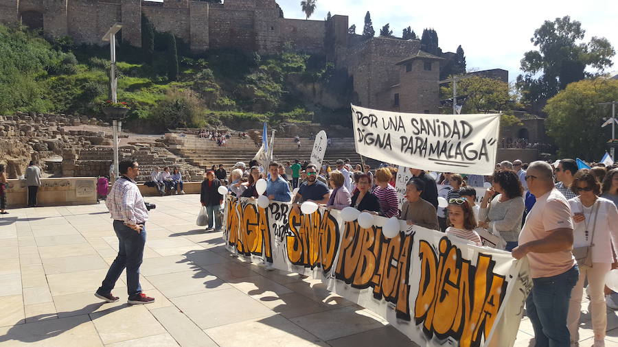 La tercera marcha por la sanidad en Málaga, en imágenes