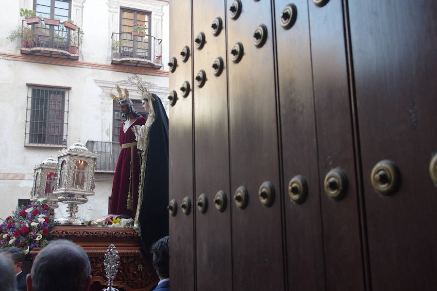 Los traslados del Sábado de Pasión en Málaga, en imágenes