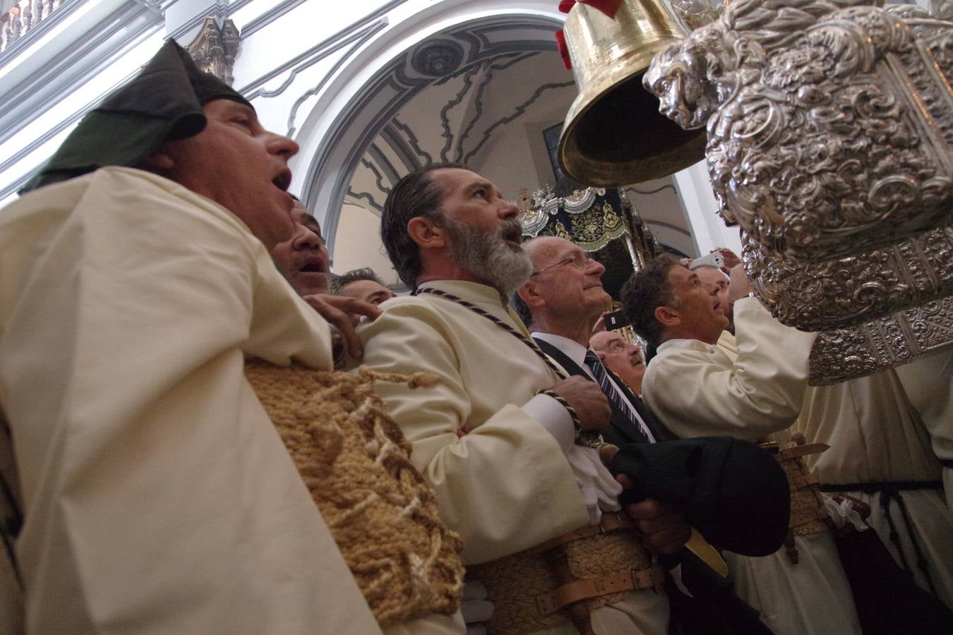 Lágrimas y Favores, en procesión