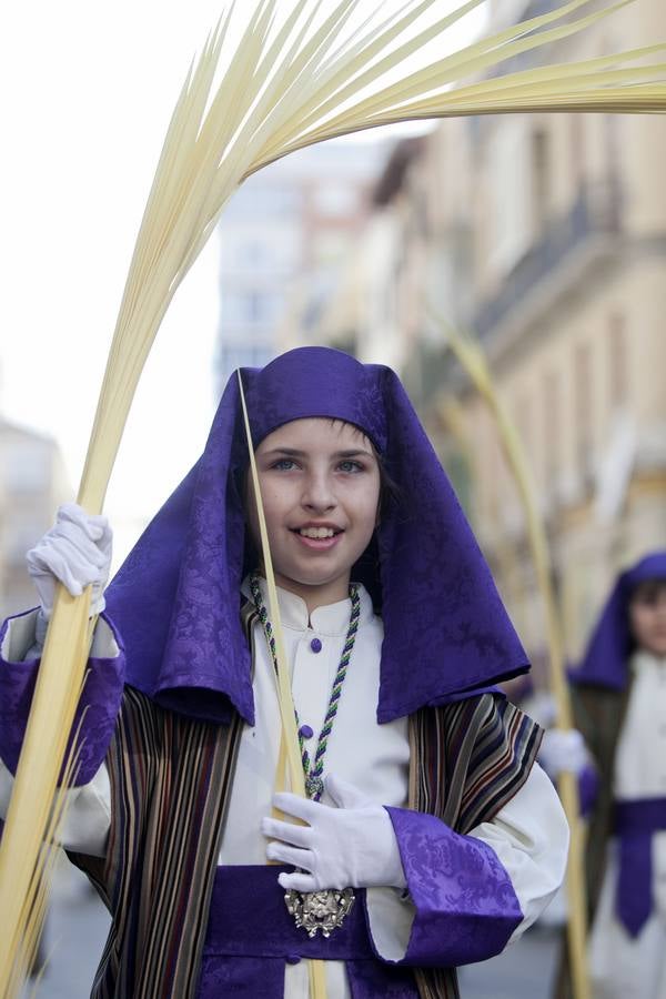 Pollinica sale en procesión por las calles de Málaga 2017