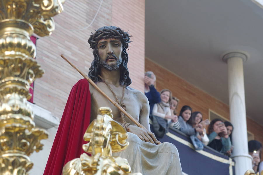 Estudiantes procesiona por Málaga